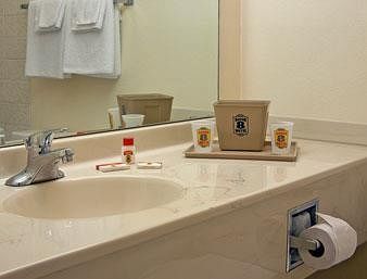 Super 8 By Wyndham Wooster Hotel Ngoại thất bức ảnh